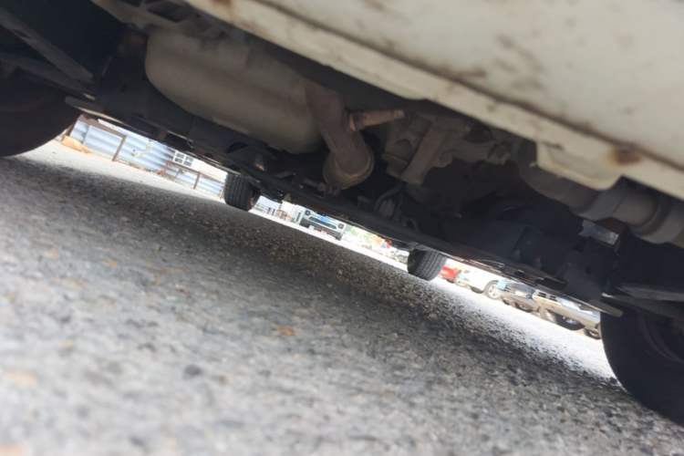 Used Peugeot 301 2014 1.6L Manual Comfort Edition Chassis Front