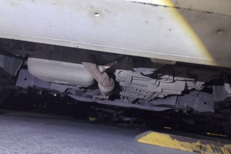Used Peugeot 301 2014 1.6L Automatic Comfort Edition Chassis Front