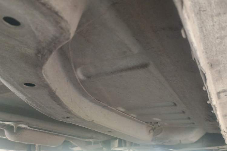 Used Peugeot 301 2014 1.6L Manual Comfort Edition Chassis Front Right