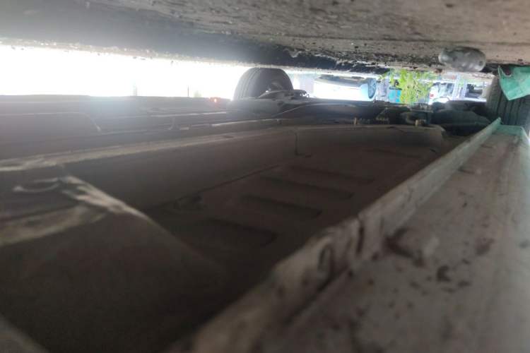 Used Peugeot 301 2014 1.6L Manual Comfort Edition Chassis Front Right