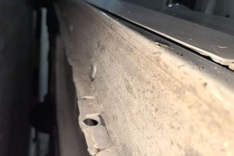 Used Peugeot 301 2014 1.6L Manual Comfort Edition Chassis Front Right