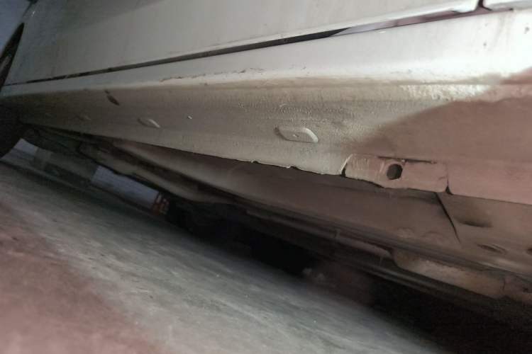 Used Peugeot 301 2014 1.6L Manual Comfort Edition Chassis Front Right
