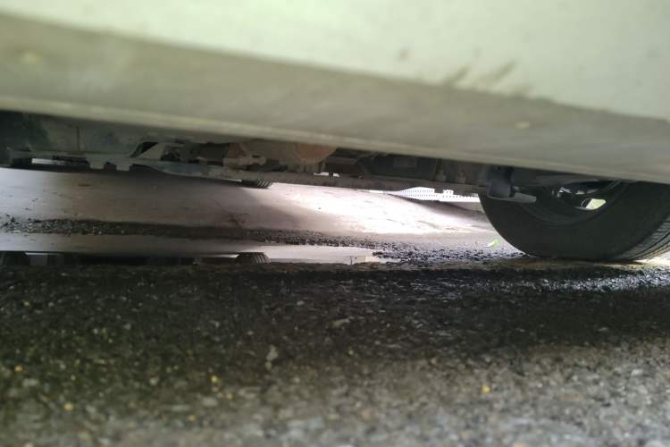 Used Peugeot 301 2014 1.6L Manual Comfort Edition CNG Chassis Front Right