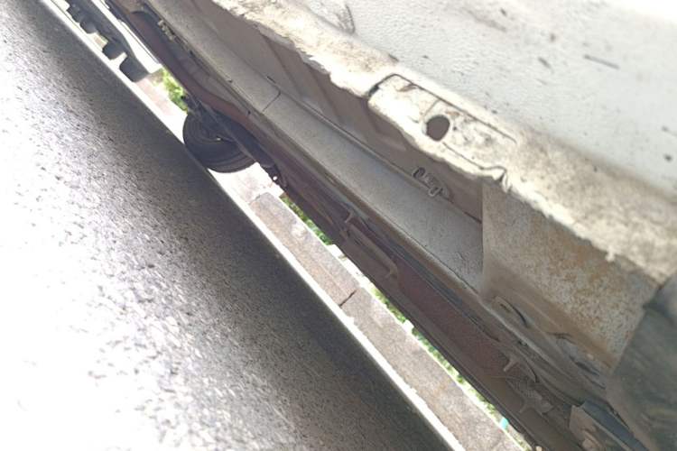 Used Peugeot 301 2014 1.6L Manual Comfort Edition Chassis Front Right