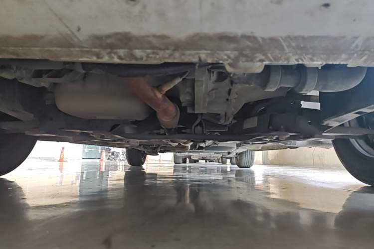 Used Peugeot 301 2014 1.6L Manual Comfort Edition Chassis Front