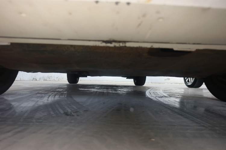 Used Peugeot 301 2014 1.6L Manual Comfort Edition Chassis Front
