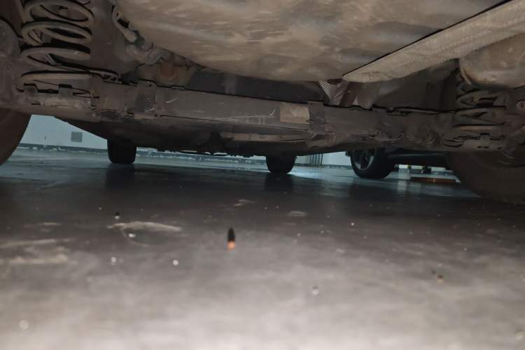 Used Peugeot 301 2014 1.6L Automatic Comfort Edition Chassis Rear