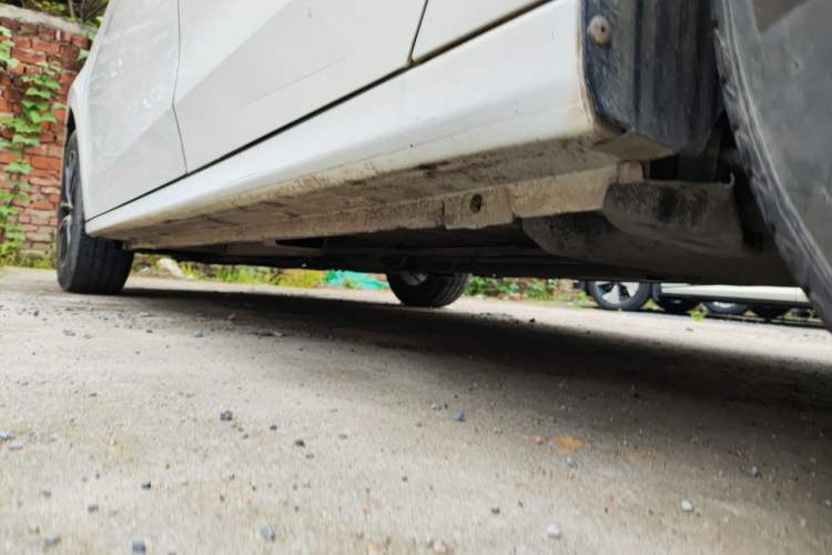 Used Peugeot 301 2014 1.6L Manual Comfort Edition Chassis Rear Left