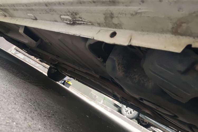 Used Peugeot 301 2014 1.6L Manual Comfort Edition Chassis Rear Left