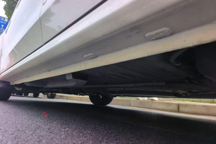 Used Peugeot 301 2014 1.6L Manual Comfort Edition Chassis Rear Left