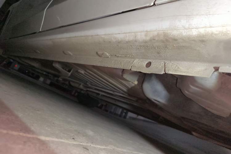 Used Peugeot 301 2014 1.6L Manual Comfort Edition Chassis Rear Left