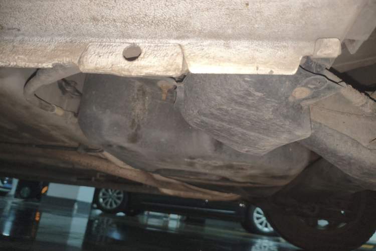 Used Peugeot 301 2014 1.6L Automatic Comfort Edition Chassis Rear Left