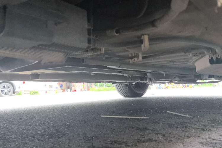 Used Peugeot 301 2014 1.6L Automatic Comfort Edition Chassis Rear Right