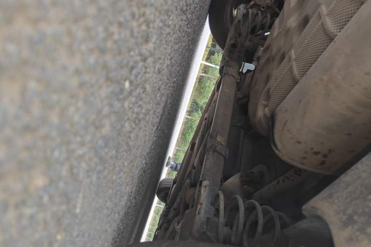 Used Peugeot 301 2014 1.6L Manual Comfort Edition Chassis Rear Right