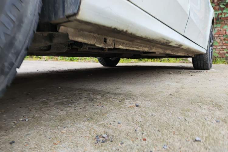 Used Peugeot 301 2014 1.6L Manual Comfort Edition Chassis Rear Right