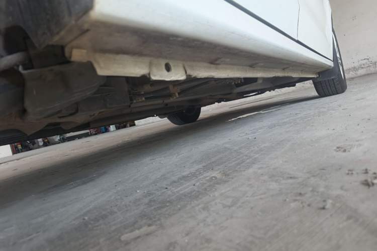 Used Peugeot 301 2014 1.6L Manual Comfort Edition Chassis Rear Right