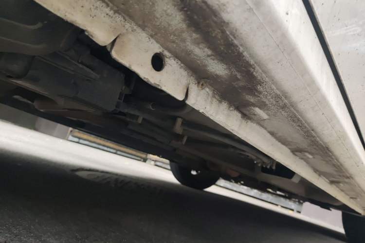 Used Peugeot 301 2014 1.6L Manual Comfort Edition Chassis Rear Right