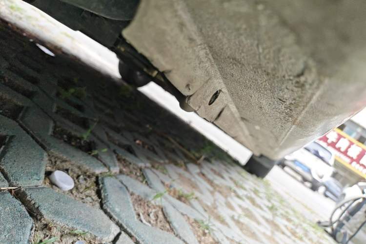 Used Peugeot 301 2014 1.6L Manual Comfort Edition Chassis Rear Right