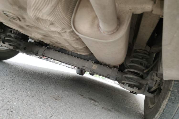 Used Peugeot 301 2014 1.6L Manual Comfort Edition Chassis Rear Right
