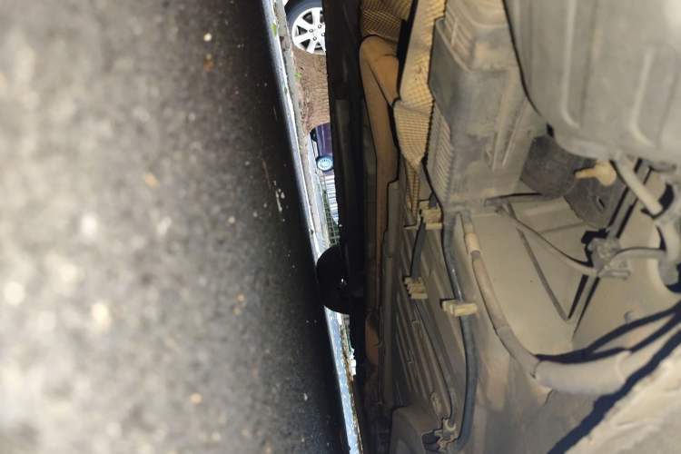 Used Peugeot 301 2014 1.6L Automatic Comfort Edition Chassis Rear Right