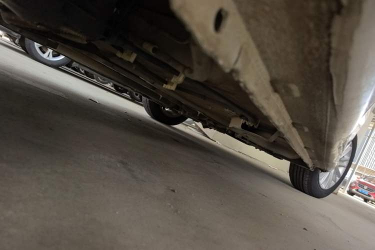 Used Peugeot 301 2014 1.6L Automatic Luxury Edition Chassis Rear Right
