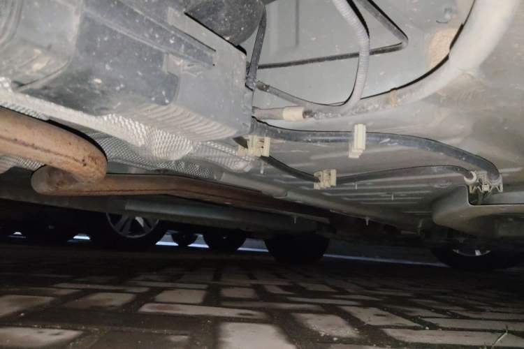 Used Peugeot 301 2014 1.6L Manual Comfort Edition Chassis Rear Right