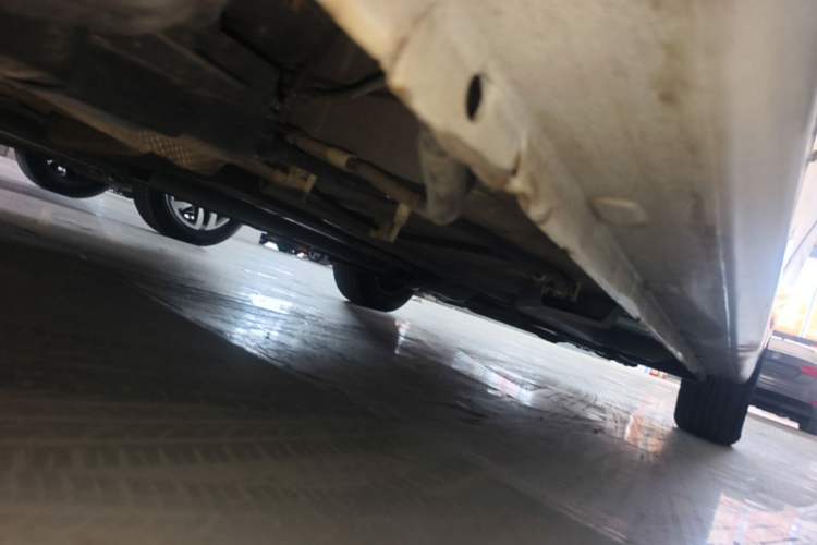 Used Peugeot 301 2014 1.6L Manual Comfort Edition Chassis Rear Right
