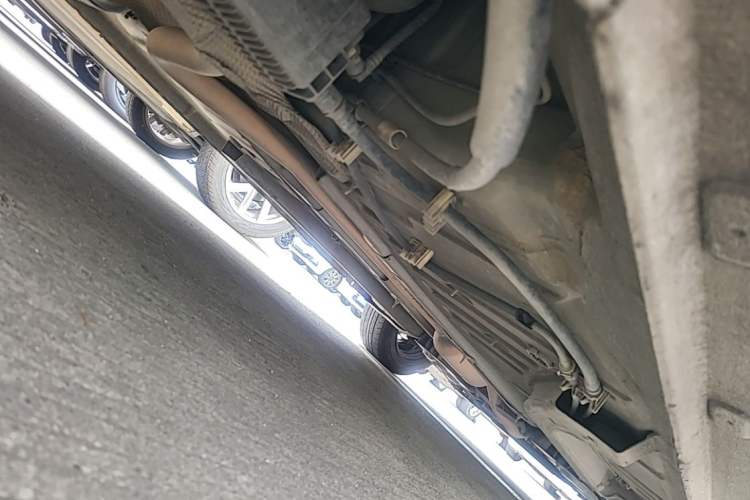 Used Peugeot 301 2014 1.6L Manual Comfort Edition Chassis Rear Right