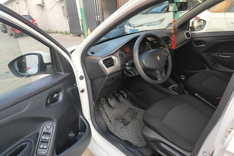 Used Peugeot 301 2014 1.6L Manual Comfort Edition Driver Seat
