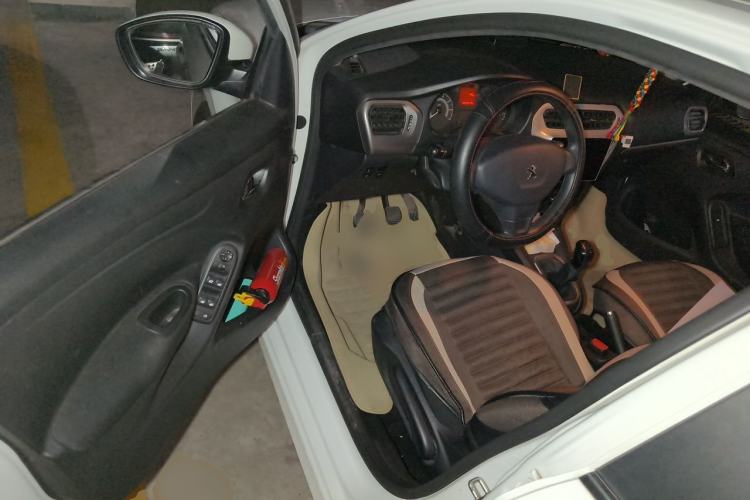 Used Peugeot 301 2014 1.6L Manual Comfort Edition Driver Seat