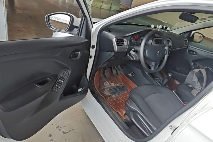 Used Peugeot 301 2014 1.6L Manual Comfort Edition Driver Seat