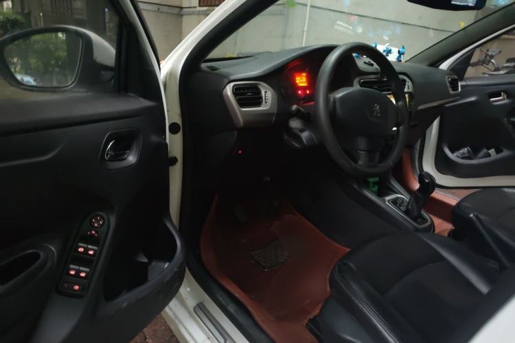 Used Peugeot 301 2014 1.6L Manual Comfort Edition Driver Seat
