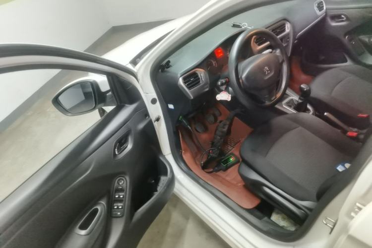 Used Peugeot 301 2014 1.6L Manual Comfort Edition Driver Seat