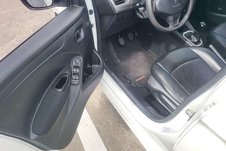 Used Peugeot 301 2014 1.6L Manual Comfort Edition Driver Seat
