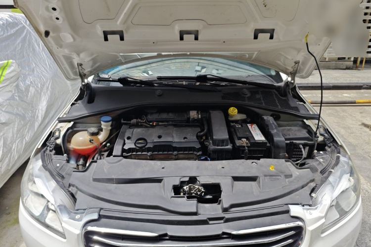 Used Peugeot 301 2014 1.6L Manual Comfort Edition Engine Bay