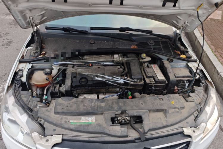 Used Peugeot 301 2014 1.6L Manual Comfort Edition Engine Bay