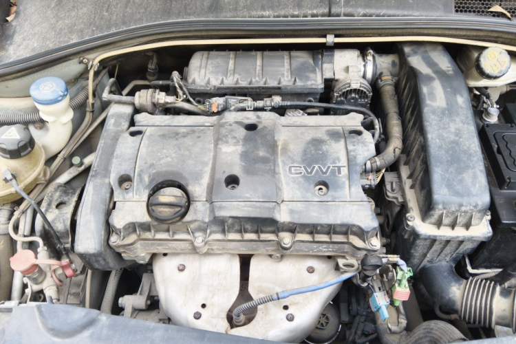 Used Peugeot 301 2014 1.6L Manual Comfort Edition CNG Engine Bay