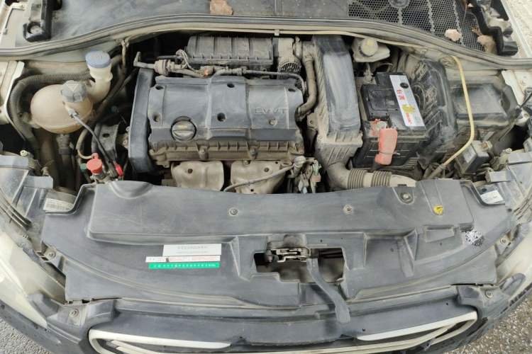 Used Peugeot 301 2014 1.6L Manual Comfort Edition CNG Engine Bay