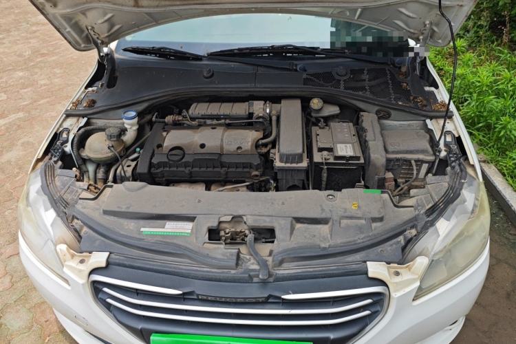 Used Peugeot 301 2014 1.6L Manual Comfort Edition Engine Bay