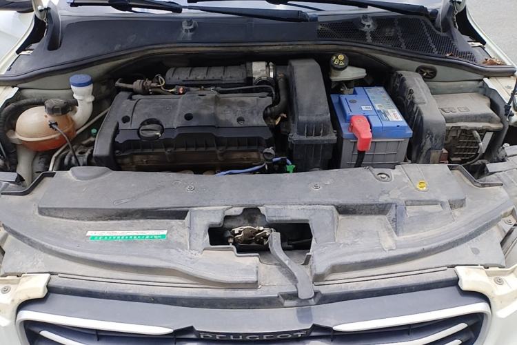 Used Peugeot 301 2014 1.6L Manual Comfort Edition Engine Bay