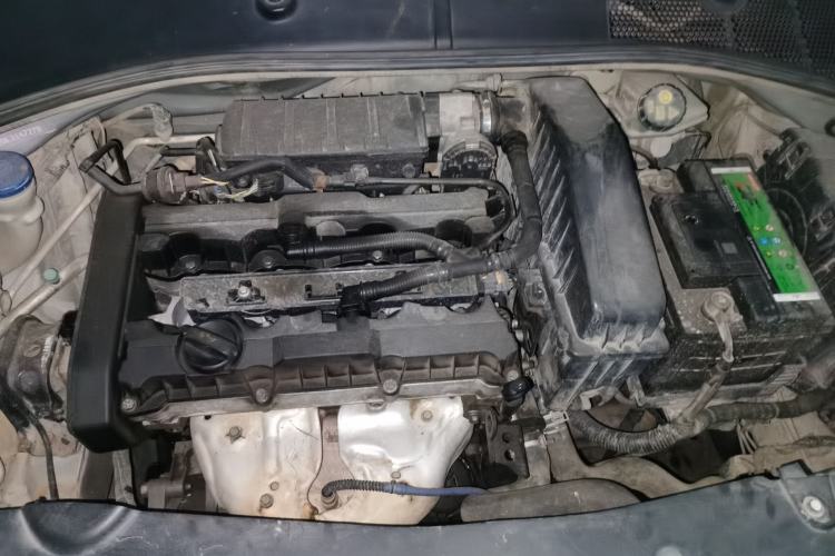 Used Peugeot 301 2014 1.6L Manual Comfort Edition Engine Bay