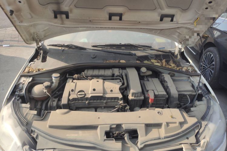 Used Peugeot 301 2014 1.6L Manual Comfort Edition Engine Bay