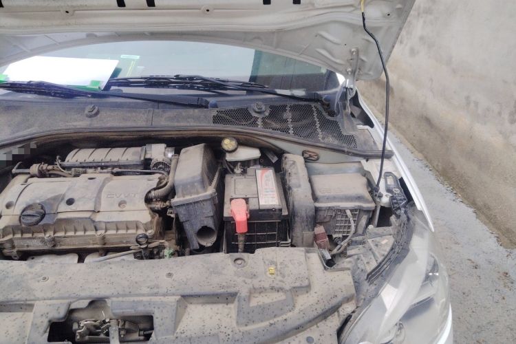 Used Peugeot 301 2014 1.6L Manual Comfort Edition Engine Bay Left