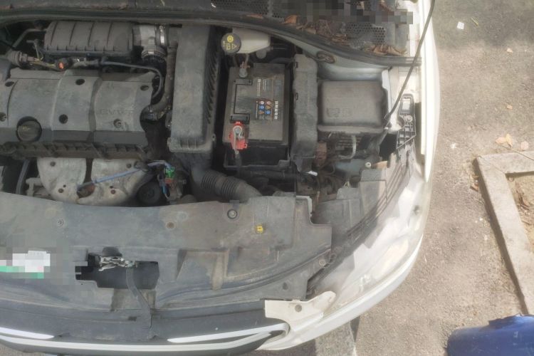 Used Peugeot 301 2014 1.6L Manual Comfort Edition Engine Bay Left