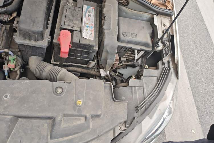 Used Peugeot 301 2014 1.6L Manual Luxury Edition Engine Bay Left
