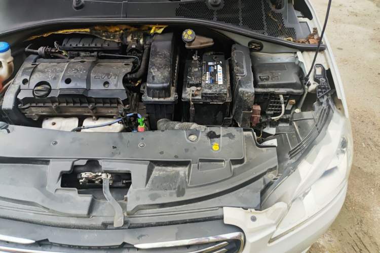 Used Peugeot 301 2014 1.6L Manual Comfort Edition Engine Bay Left
