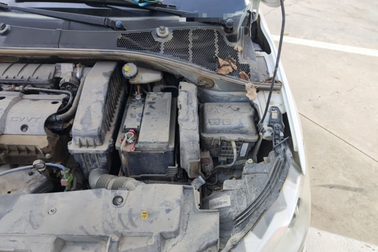 Used Peugeot 301 2014 1.6L Manual Comfort Edition Engine Bay Left