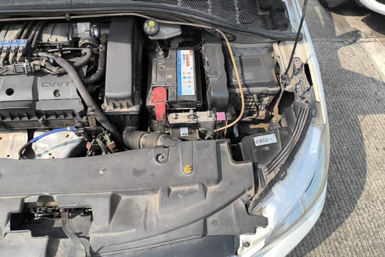 Used Peugeot 301 2014 1.6L Manual Comfort Edition CNG Engine Bay Left