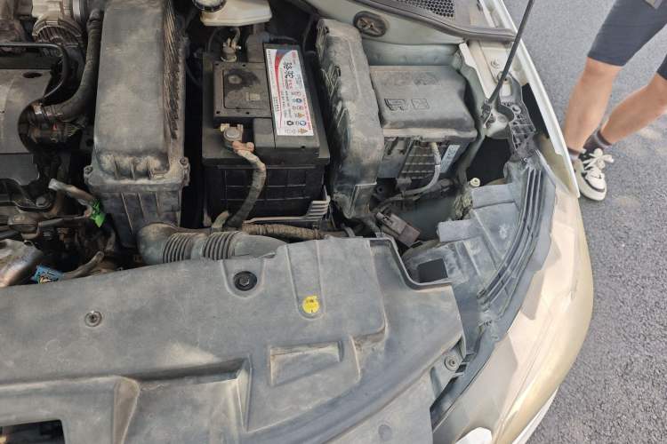 Used Peugeot 301 2014 1.6L Automatic Comfort Edition Engine Bay Left