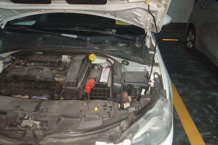 Used Peugeot 301 2014 1.6L Automatic Comfort Edition Engine Bay Left